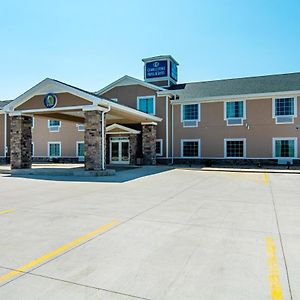 Cobblestone Hotel & Suites - Paxton